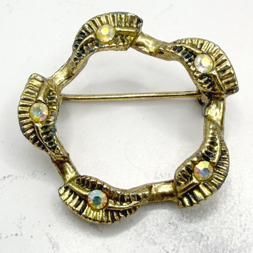 Vintage Gold Tone Rope Circle Brooch AB Rhinestones 1.25" Round Pin